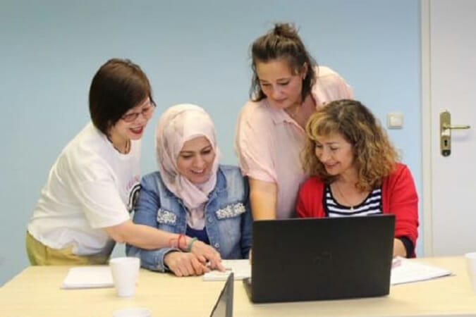 titelbild berufssprachkurs a2 deufoev 01