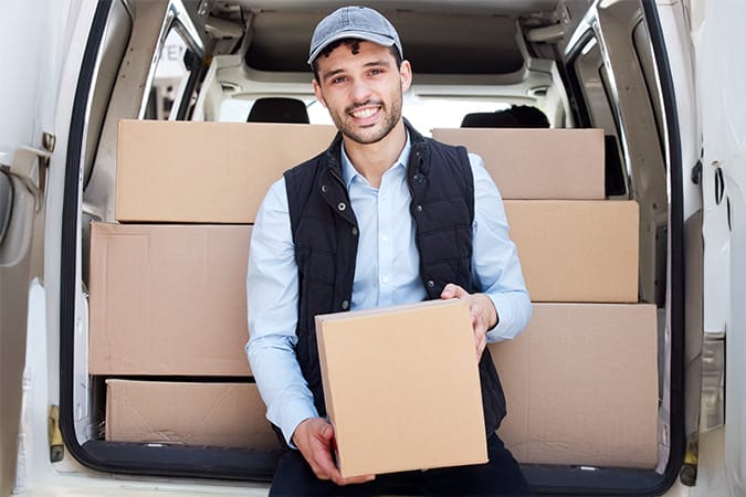 weiterbildung als kurierfahrerin in berlin bei job konzept
